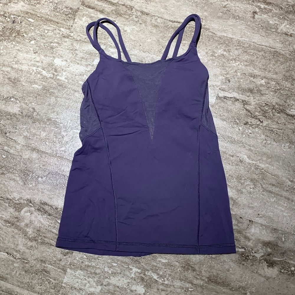 Lululemon tank